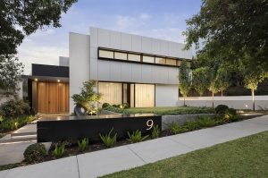 modern-house-exterior-E3A7NAJ